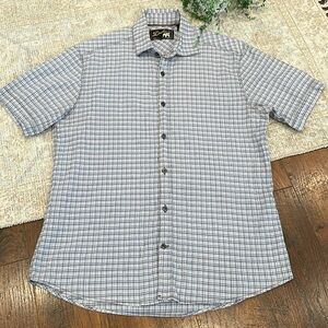 Duke’s plaid shirt